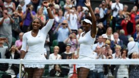 Serena y Venus Williams ganaron el título de dobles de Wimbledon por sexta vez
