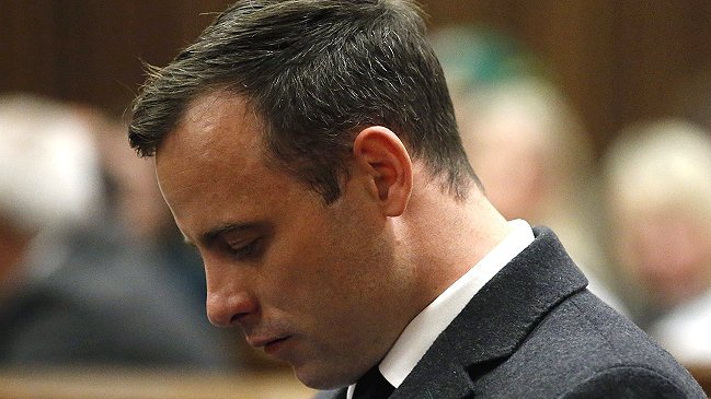 Oscar Pistorius fue trasladado a un hospital por graves cortes en las muñecas