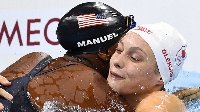 Estadounidense y canadiense compartieron el oro en los 100 libre de la natación femenina