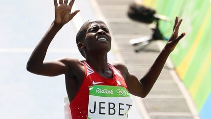 Ruth Jebet se quedó con el oro en los 3.000 metros con obstáculos femenino
