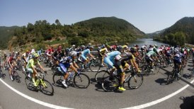Británico Simon Yates se quedó con la sexta etapa de la Vuelta a España
