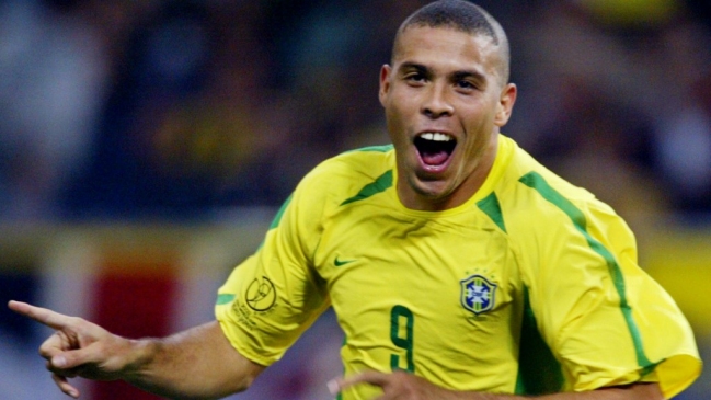 10 espectaculares goles de Ronaldo en su cumpleaños número 40