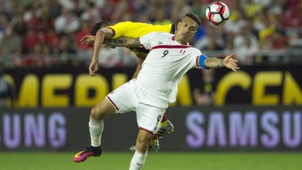 Paolo Guerrero comandará la oncena de Perú ante Chile