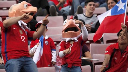 El Estadio Nacional recibe a hinchas de Chile y Perú