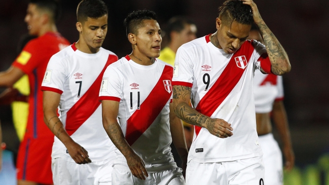 La prensa peruana comenzó a despedirse del Mundial tras derrota ante Chile