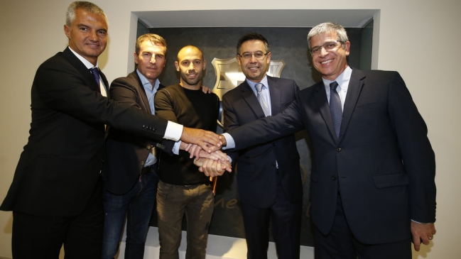 Javier Mascherano firmó su renovación con FC Barcelona