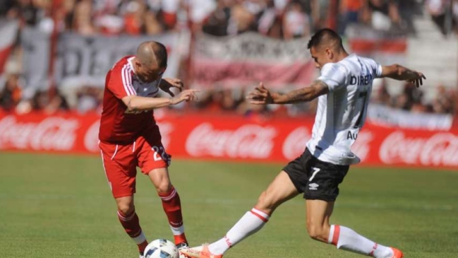 Jeisson Vargas fue clave en empate de Estudiantes de La Plata y River Plate