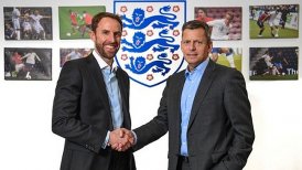 Inglaterra oficializó a Gareth Southgate como seleccionador por los próximos cuatro años