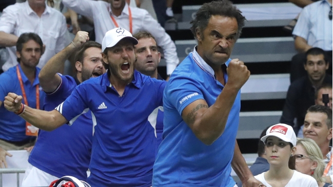 Yannick Noah renovó como capitán del equipo francés de Copa Davis