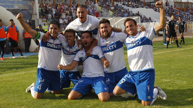 Universidad Católica logró su primer bicampeonato en 79 años de historia