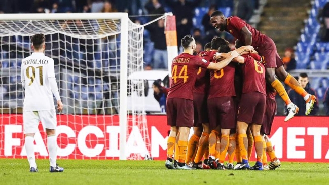 Matías Fernández volvió a jugar en caída de AC Milan ante AS Roma por la Serie A