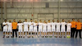 Selección chilena de balonmano derrotó a club polaco en su preparación para el Mundial