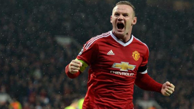 Wayne Rooney igualó récord goleador de Bobby Charlton en Manchester United