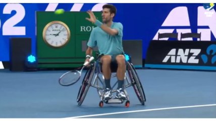 Novak Djokovic jugó exhibición ante campeón paralímpico
