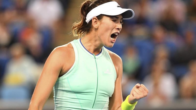 Muguruza protagonizó un gran duelo para clasificar a octavos de final en Australia