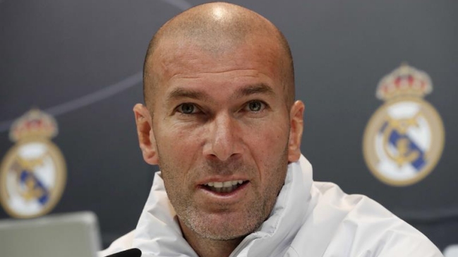 Zidane rechazó las críticas: Parece que estamos últimos jugándonos el descenso