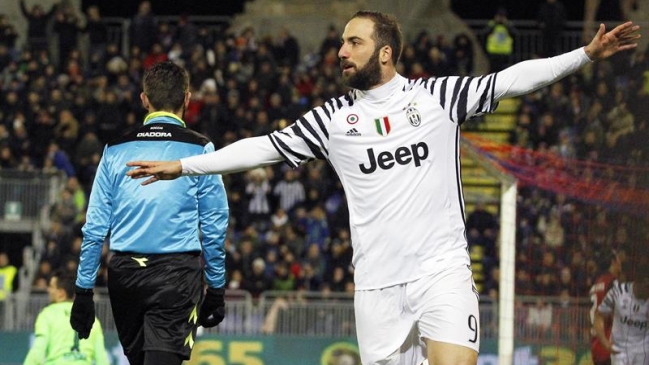 Juventus derribó a domicilio a Cagliari de Mauricio Isla en la liga italiana