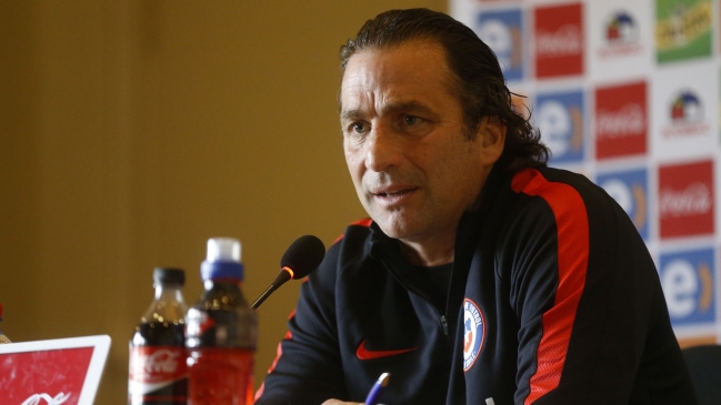 Juan Antonio Pizzi: Jorge Valdivia puede aportar cosas importantes ante Argentina y Venezuela