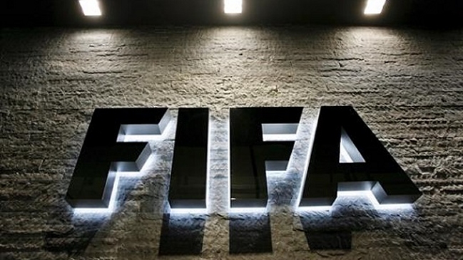 FIFA inhabilitó de por vida a árbitro ghanés que influyó en resultado