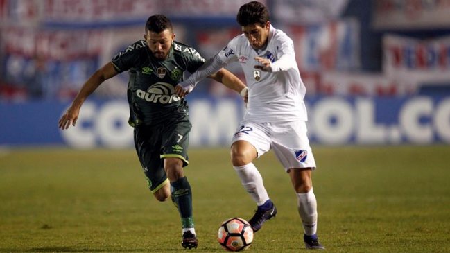 Jugador brasileño "imitó" a Gonzalo Jara y vio la roja en la Copa Libertadores