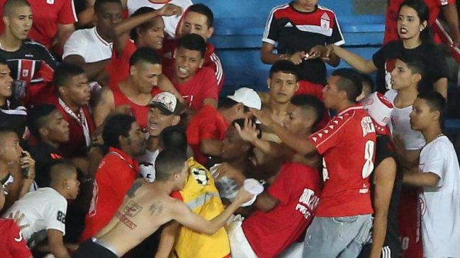 Alcalde colombiano amenazó con prohibir el fútbol si continúa la violencia en las canchas