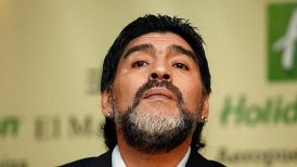 Diego Maradona asistirá a la final entre Chile y Alemania por Copa Confederaciones