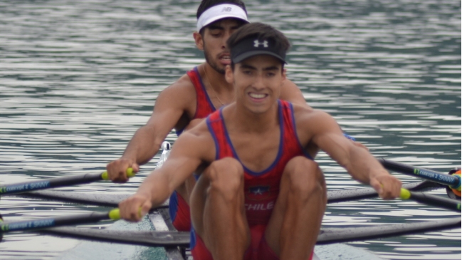 Remeros chilenos César Abaroa y Eber Sanhueza pasaron a semis en Mundial sub 23