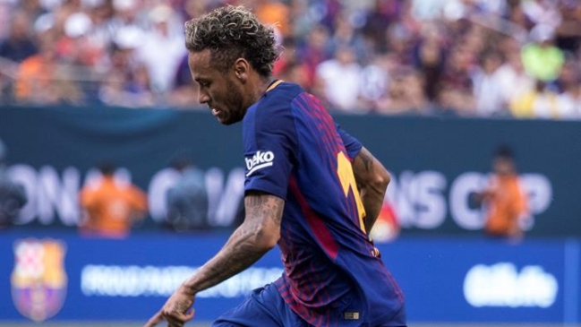 Piqué aclara dudas sobre el futuro de Neymar: "Se queda"