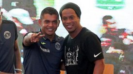 Ronaldinho recomendó a Neymar que "siga su corazón y sea feliz" ante opción de PSG