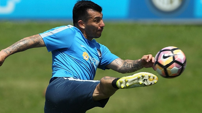 Gary Medel regresó a Milán para unirse a los trabajos de Inter