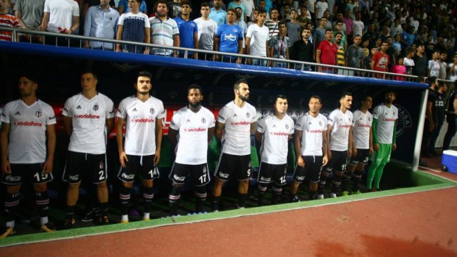 Gary Medel debutó en empate de Besiktas ante Kasimpasa en la liga turca