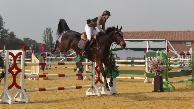 Ellen Opitz ganó final chilena de la FEI World Jumping Challenge