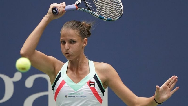 Karolina Pliskova revirtió un mal inicio para meterse en la tercera ronda del US Open