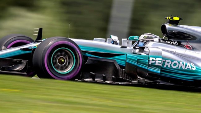 Valtteri Bottas renovó y seguirá en Mercedes en 2018