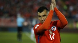 Gary Medel llegó a Santiago para sumarse a la selección chilena