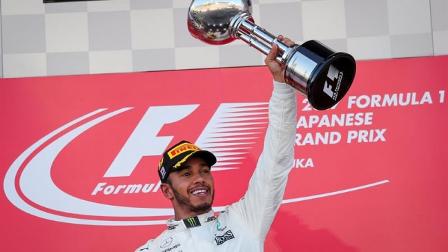 Lewis Hamilton conquistó el Gran Premio de Japón y quedó cerca del título en la Fórmula 1