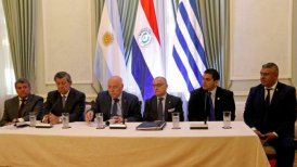 Argentina, Paraguay y Uruguay firmaron memorándum para postular al Mundial de 2030