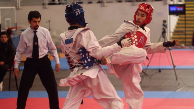 Dos chilenos sumaron oros en Taekwondo en los Juegos Bolivarianos de Santa Marta