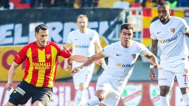 Gonzalo Espinoza participó en la eliminación de Kayserispor de la Copa de Turquía