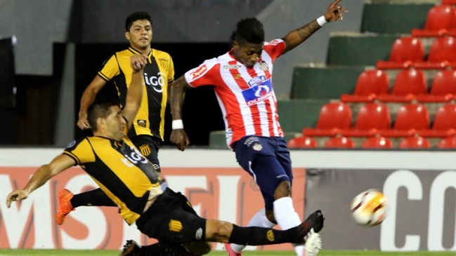 Junior salvó un empate frente a Guaraní y alcanzó la fase grupal de la Copa Libertadores