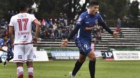 Deportes Melipilla perdió ante Valdivia en su estreno por la Primera B