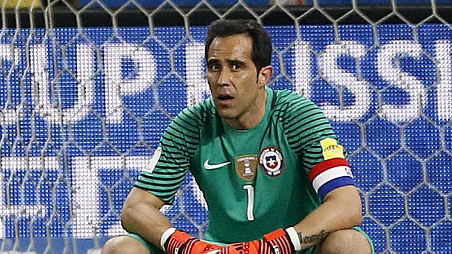 Claudio Bravo: Arturo Salah jamás comparte con nosotros