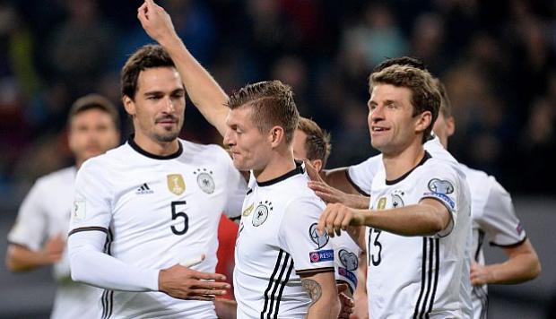 Alemania tiene nómina para duelo ante España y Brasil