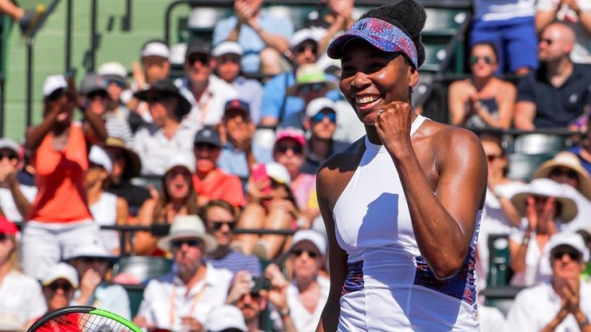 Venus Williams sacó pasajes a octavos en Miami y jugará con la campeona vigente