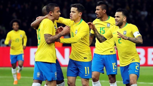 Brasil rompió el invicto de Alemania y dio el primer aviso de cara al Mundial
