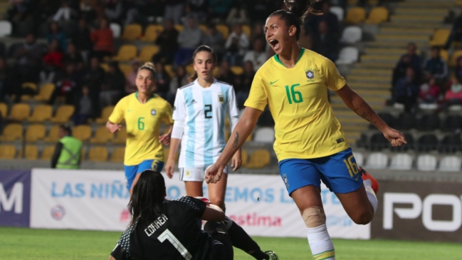 Brasil venció a Argentina en el clásico que se tomó la Copa América Femenina