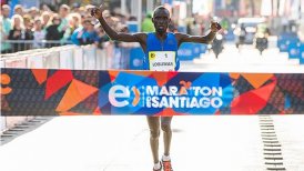 El keniata Luka Lobuwan ganó el Maratón de Santiago 2018 y se coronó bicampeón