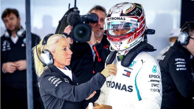 Hamilton quedó conforme con las progresiones de su automóvil tras entrenamientos en China