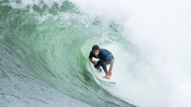 Promisoria figura del surf mundial llegará a Chile para el Arica Pro 2018