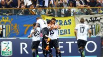 Parma de Francisco Sierralta ganó en Italia y se acercó al retorno a la Serie A